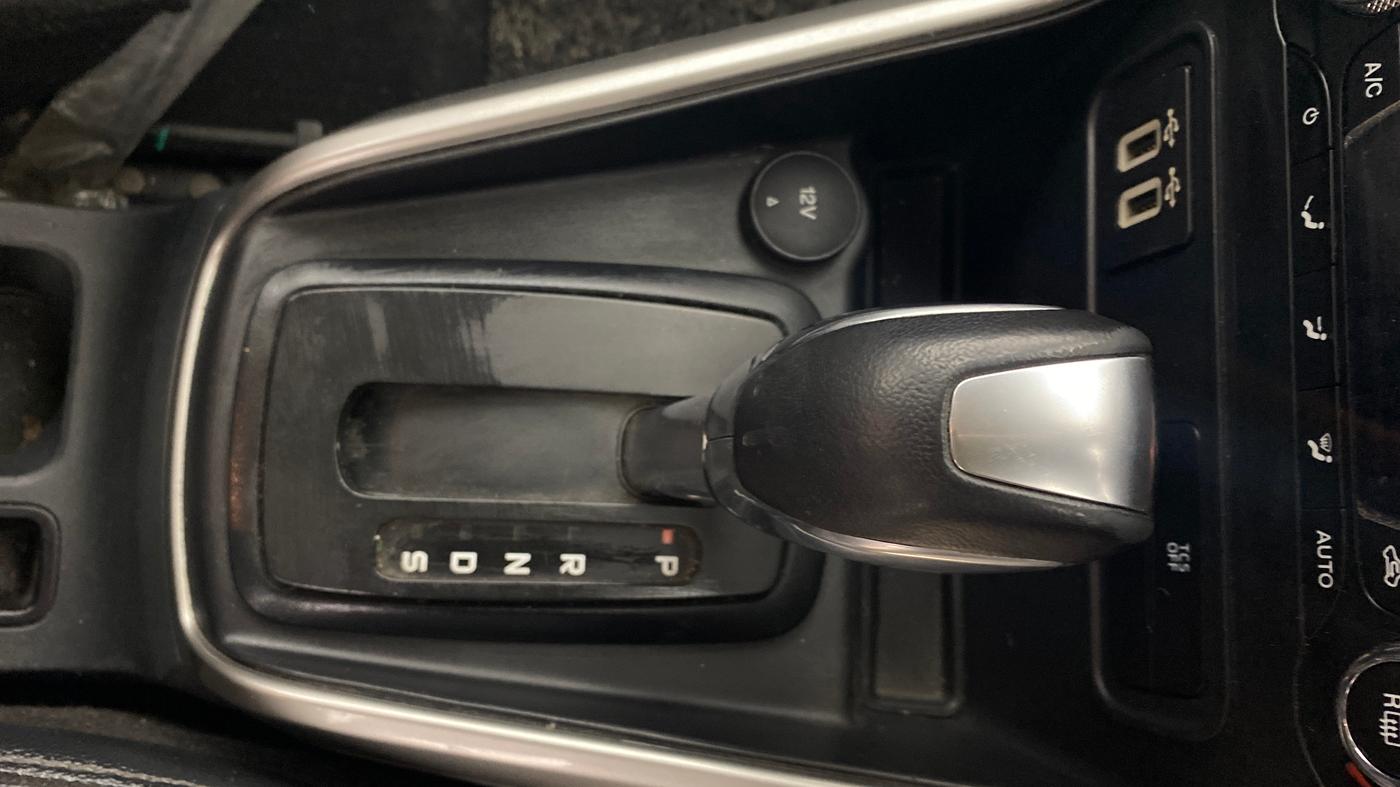 2018 Ford Ecosport TITANIUM + 1.5L PETROL AT, Petrol, Automatic, 87,325 km, Gear Lever