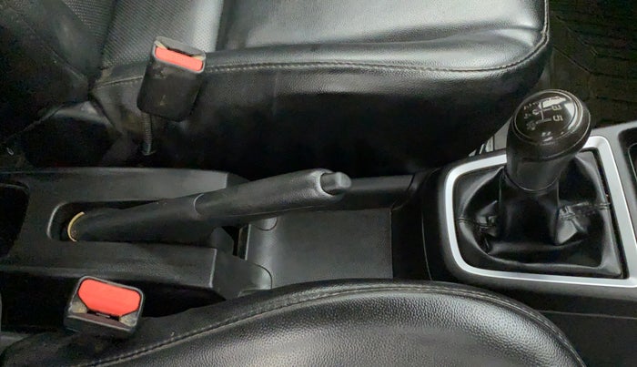 2019 Maruti Swift LXI, Petrol, Manual, 56,476 km, Gear Lever