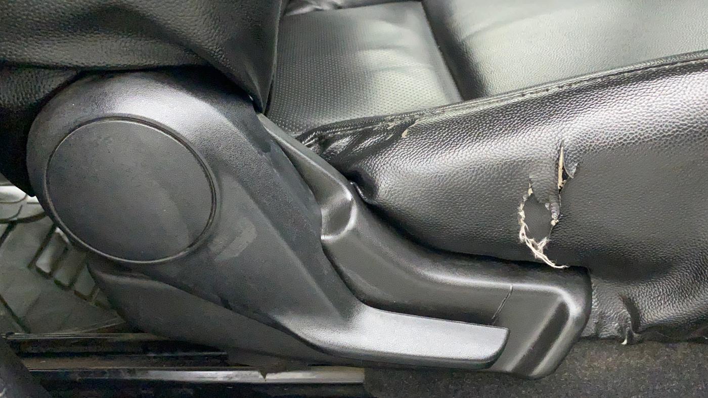 2019 Maruti Swift LXI, Petrol, Manual, 56,476 km, Driver Side Adjustment Panel