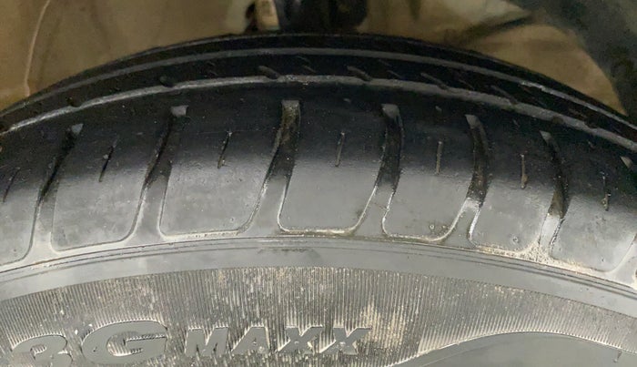 2019 Maruti Swift LXI, Petrol, Manual, 56,476 km, Right Front Tyre Tread
