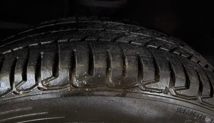 2017 Maruti Alto K10 VXI, Petrol, Manual, 35,128 km, Right Front Tyre Tread