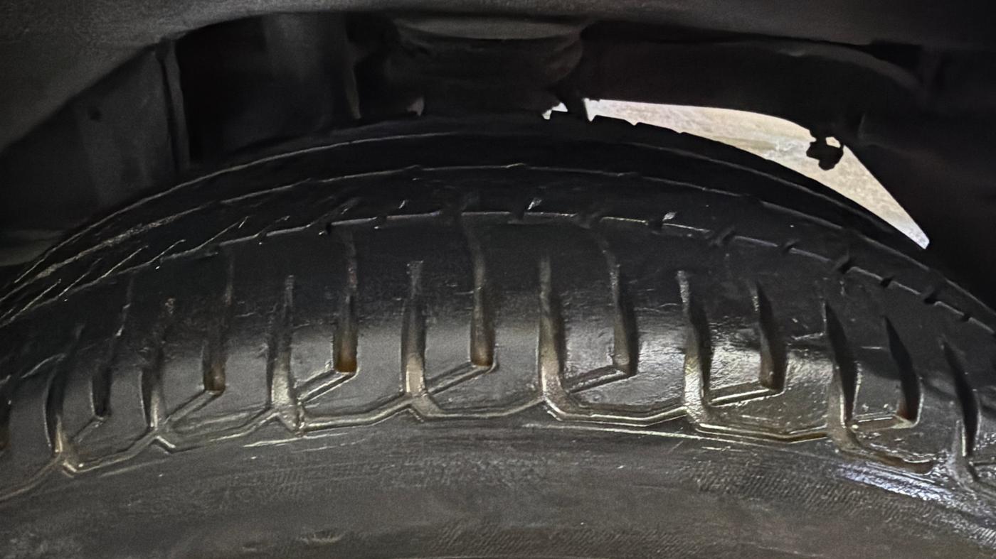 2017 Maruti Alto K10 VXI, Petrol, Manual, 35,128 km, Left Rear Tyre Tread