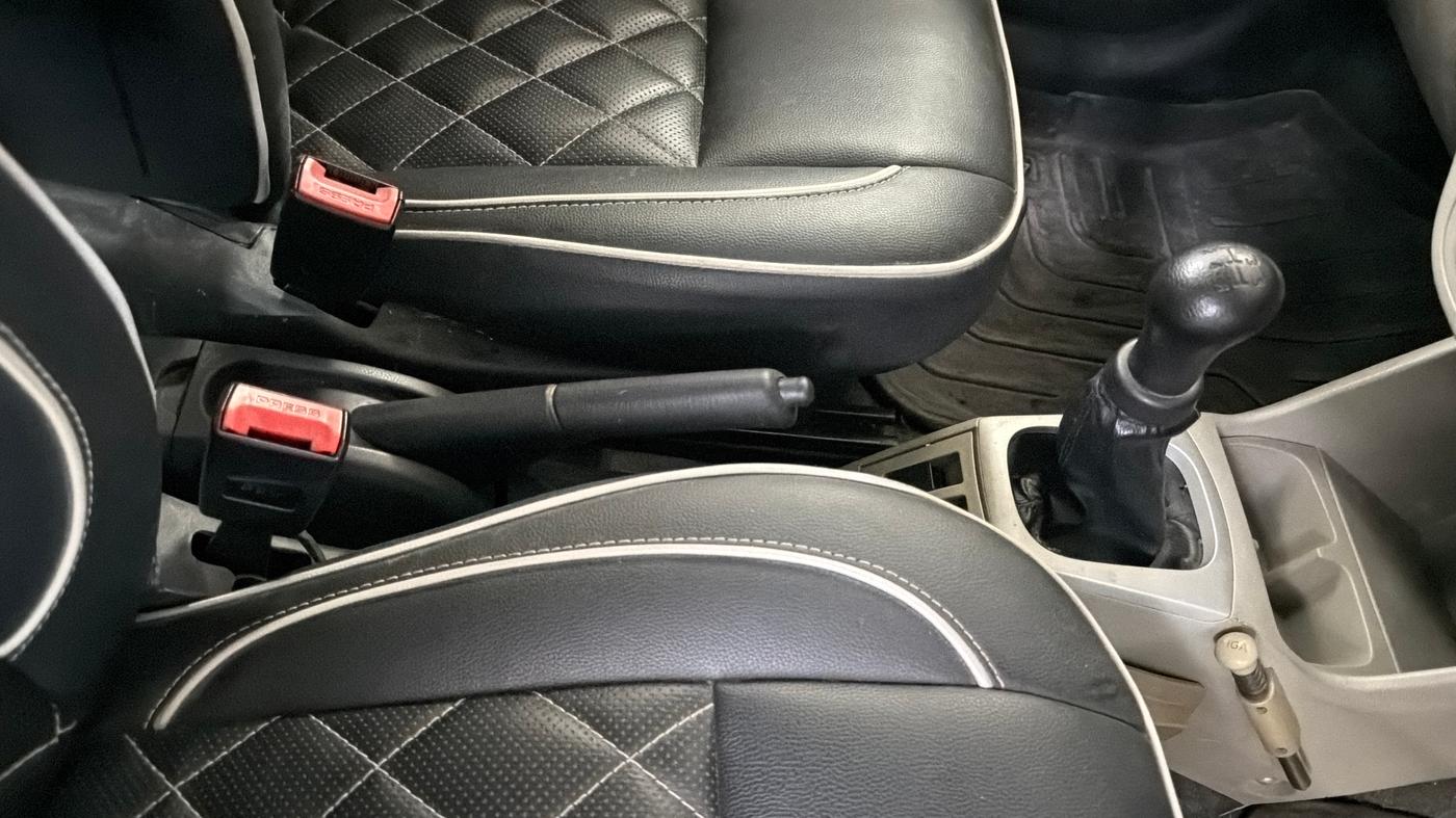 2017 Maruti Alto K10 VXI, Petrol, Manual, 35,128 km, Gear Lever