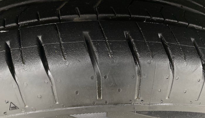 2020 Hyundai Creta E 1.5 DIESEL, Diesel, Manual, 46,938 km, Right Rear Tyre Tread