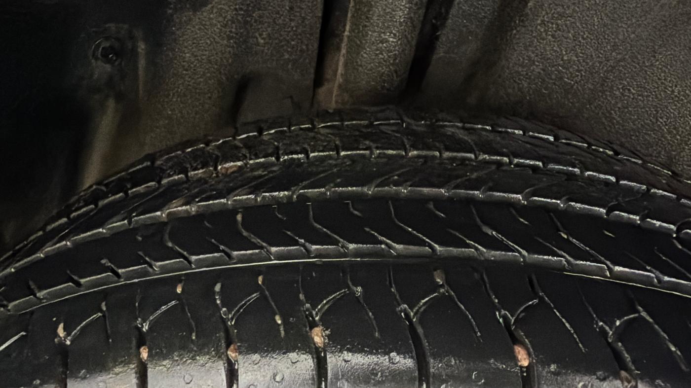2026 Maruti Grand Vitara Alpha Plus (O) Hybrid e-CVT, Hybrid, Automatic, 13,041 km, Right Rear Tyre Tread