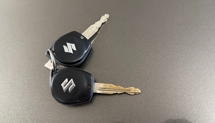 2015 Maruti Swift Dzire LXI (O), Petrol, Manual, 81,076 km, Key Close Up