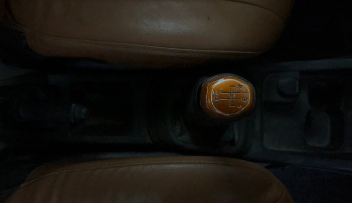 2017 Renault Kwid RXT 0.8, Petrol, Manual, 41,654 km, Gear Lever