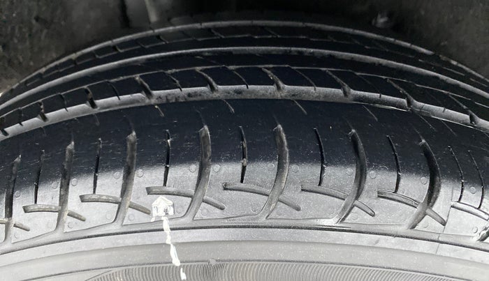 2018 Maruti Baleno DELTA 1.2 K12, Petrol, Manual, 63,662 km, Right Rear Tyre Tread