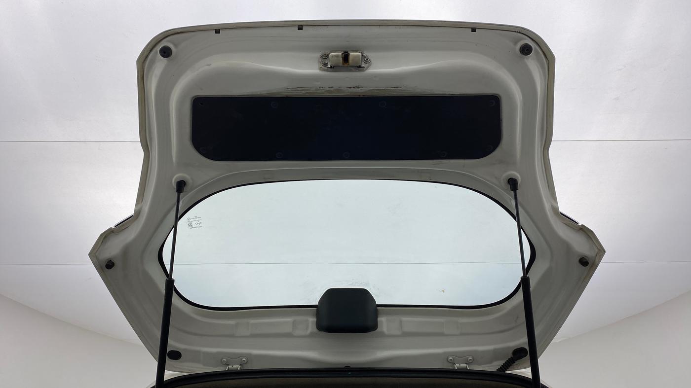 2016 Maruti Alto K10 VXI, Petrol, Manual, 1,02,364 km, Boot Door Open