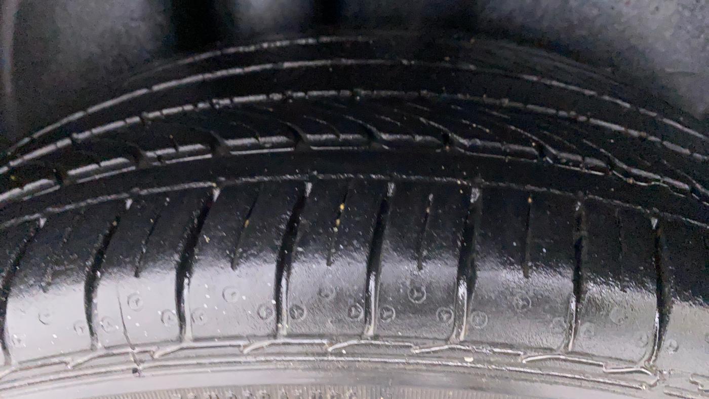 2019 Volkswagen Vento 1.2 TSI HIGHLINE PLUS AT, Petrol, Automatic, 18,336 km, Right Rear Tyre Tread