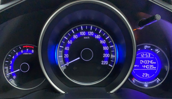 2018 Honda Jazz 1.2 V MT, Petrol, Manual, 43,405 km, Odometer Image