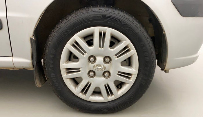 2010 Hyundai Santro Xing GLS, Petrol, Manual, 76,191 km, Right Front Wheel