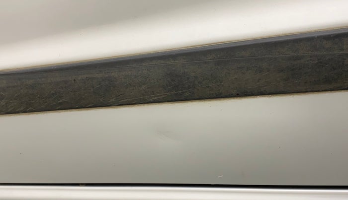 2010 Hyundai Santro Xing GLS, Petrol, Manual, 76,191 km, Front passenger door - Slightly dented