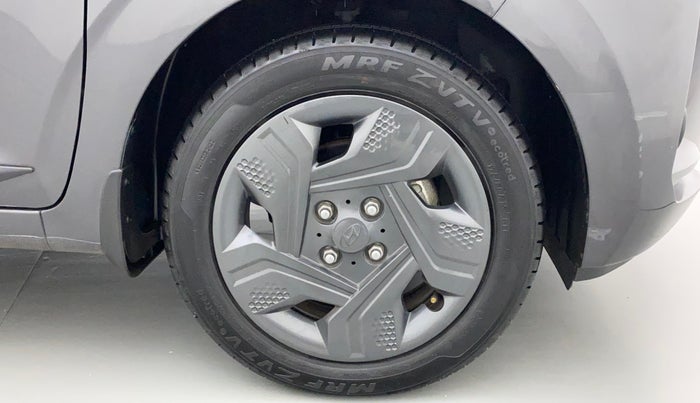 2022 Hyundai GRAND I10 NIOS MAGNA CORPORATE EDITION 1.2 KAPPA VTVT, Petrol, Manual, 3,548 km, Right Front Wheel