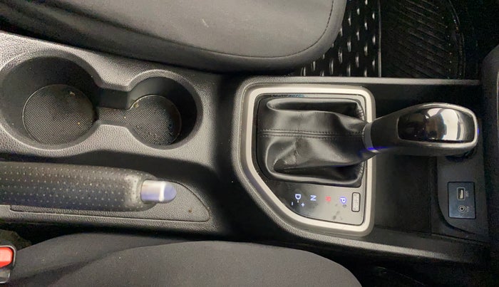2016 Hyundai Creta SX PLUS AT 1.6 PETROL, Petrol, Automatic, 1,08,587 km, Gear Lever