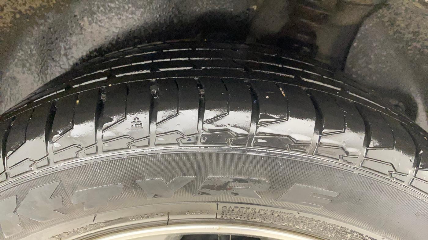 2016 Hyundai Creta SX PLUS AT 1.6 PETROL, Petrol, Automatic, 1,08,641 km, Left Rear Tyre Tread