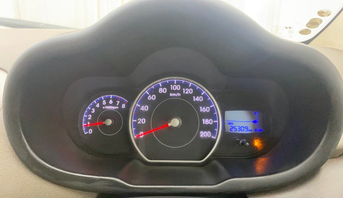 2012 Hyundai i10 SPORTZ 1.2, Petrol, Manual, 25,337 km, Odometer Image