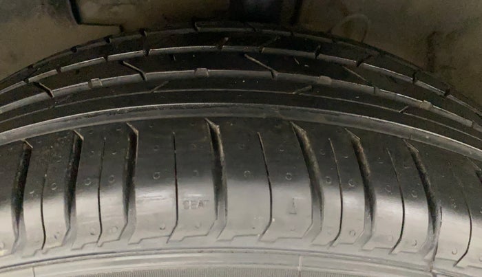 2019 Hyundai VENUE SX PLUS 1.0 TURBO DCT, Petrol, Automatic, 44,095 km, Left Front Tyre Tread