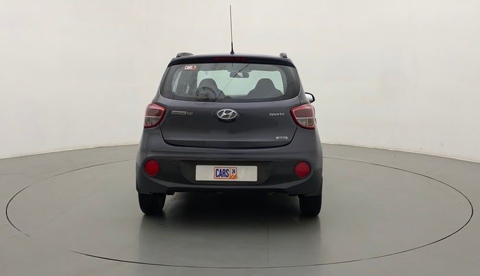 2017 Hyundai Grand i10 SPORTZ (O) AT 1.2 KAPPA VTVT, Petrol, Automatic, 40,049 km, Back/Rear