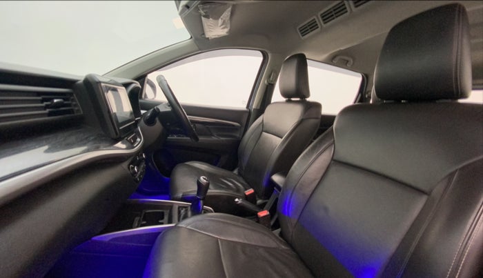 2019 Maruti XL6 ALPHA MT, Petrol, Manual, 87,369 km, Right Side Front Door Cabin