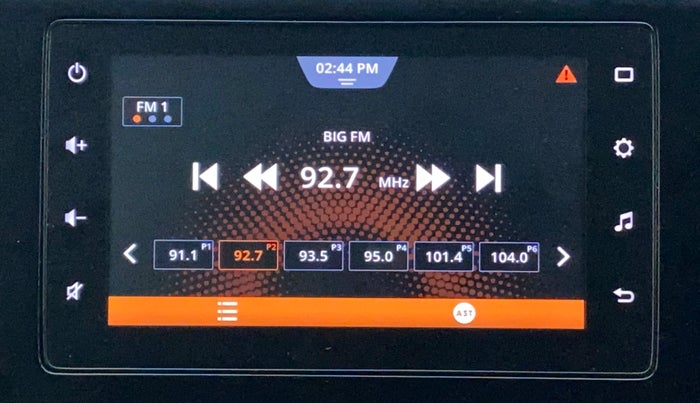 2019 Maruti XL6 ALPHA MT, Petrol, Manual, 87,369 km, Infotainment System