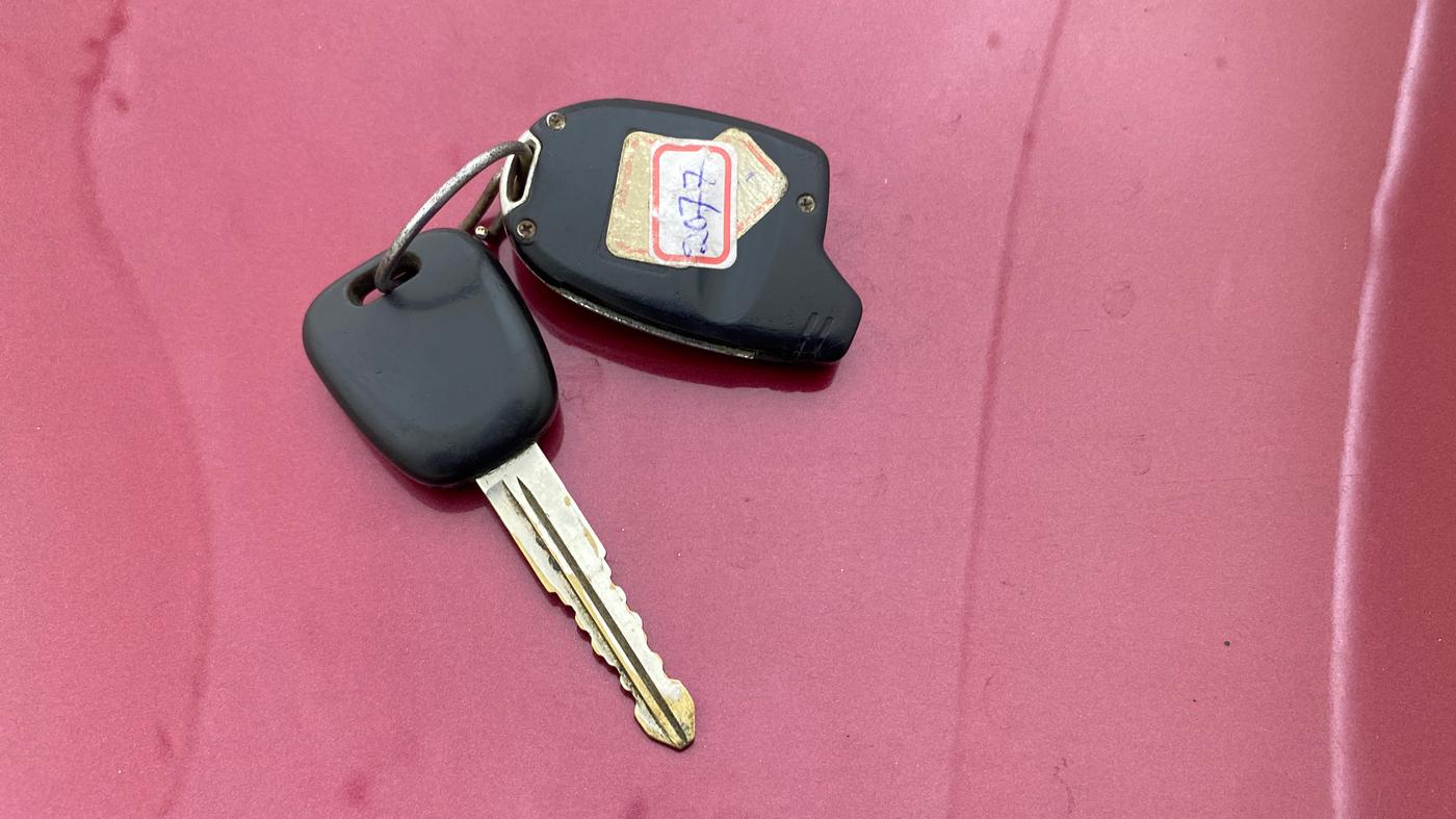 2015 Maruti Ritz VXI, Petrol, Manual, 1,00,554 km, Key Close Up