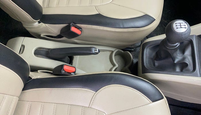 2017 Maruti Celerio VXI, Petrol, Manual, 1,02,937 km, Gear Lever