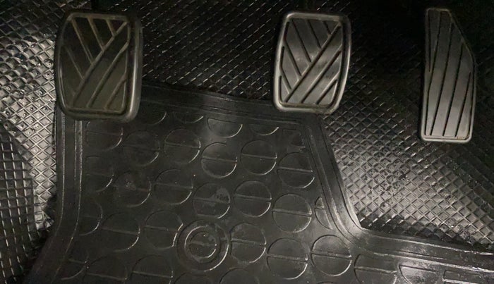 2017 Maruti Celerio VXI, Petrol, Manual, 1,02,937 km, Pedals