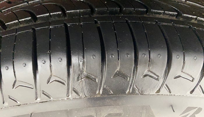 2017 Maruti Celerio VXI, Petrol, Manual, 1,02,937 km, Left Rear Tyre Tread