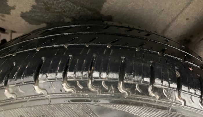 2019 Maruti New Wagon-R VXI 1.2, CNG, Manual, 67,887 km, Left Rear Tyre Tread