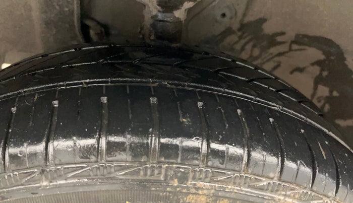 2019 Maruti New Wagon-R VXI 1.2, CNG, Manual, 67,887 km, Left Front Tyre Tread