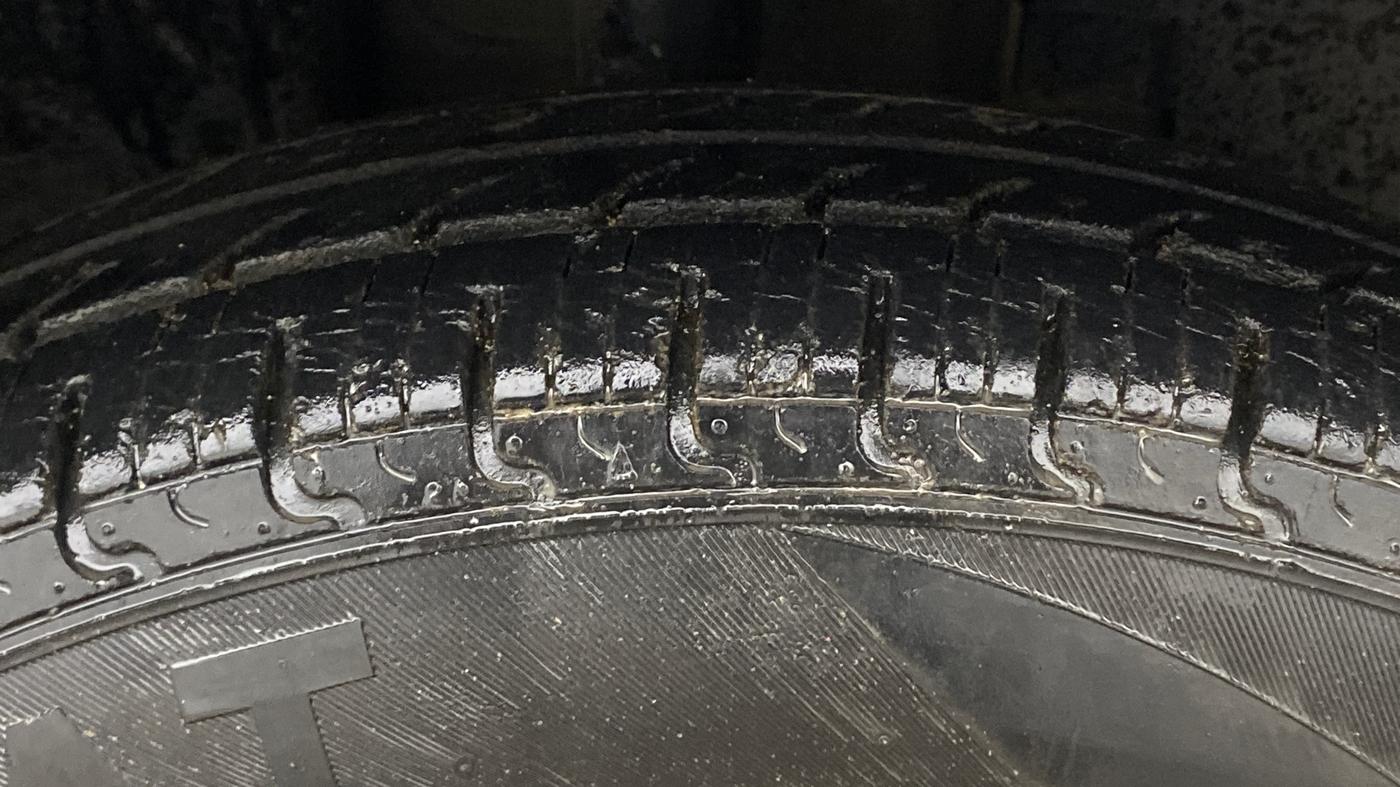2017 Renault Kwid RXT 0.8, Petrol, Manual, 16,286 km, Right Front Tyre Tread