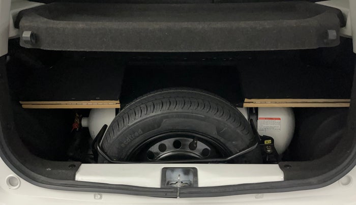 2024 Maruti New Wagon-R VXI CNG 1.0, CNG, Manual, 34,135 km, Boot Inside