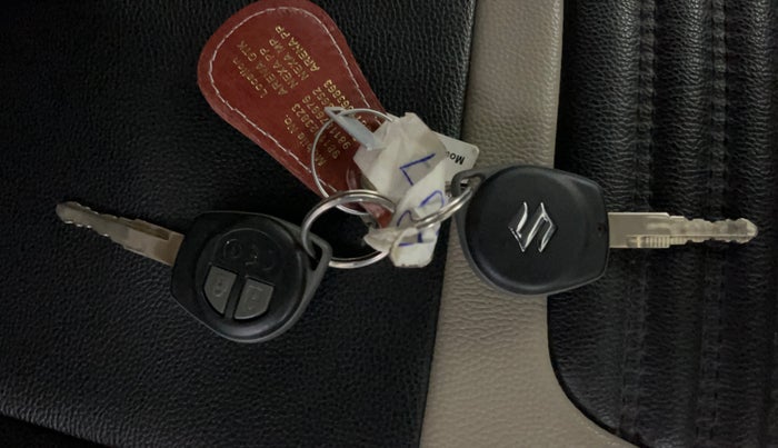 2024 Maruti New Wagon-R VXI CNG 1.0, CNG, Manual, 34,135 km, Key Close Up