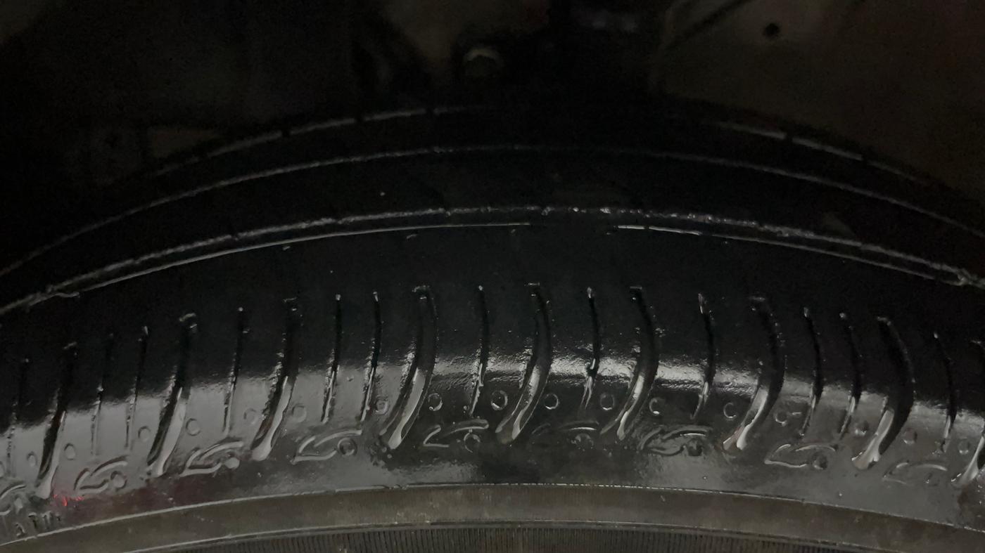 2024 Maruti New Wagon-R VXI CNG 1.0, CNG, Manual, 34,135 km, Left Front Tyre Tread
