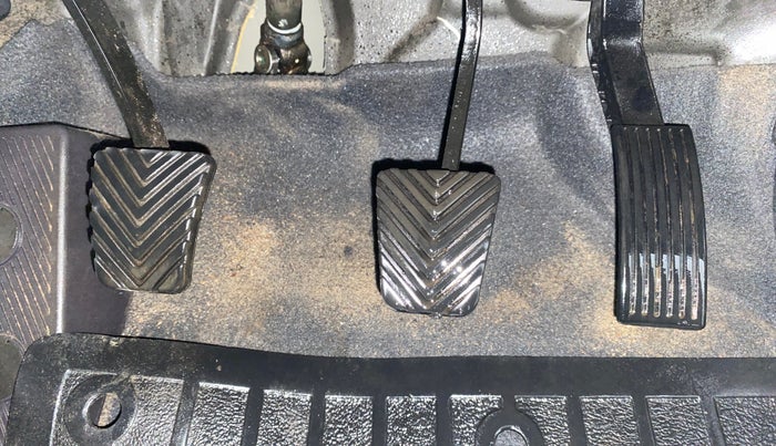 2017 Hyundai Elite i20 ASTA 1.2 (O), Petrol, Manual, 31,399 km, Pedals