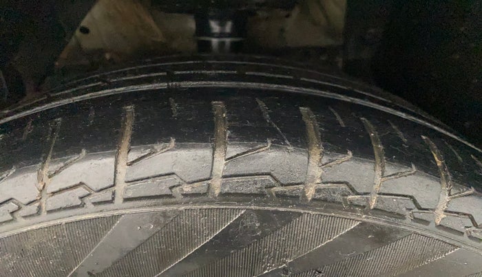 2021 Maruti S Cross ZETA 1.5, Petrol, Manual, 53,893 km, Left Front Tyre Tread