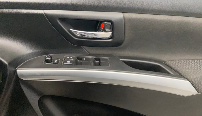 2021 Maruti S Cross ZETA 1.5, Petrol, Manual, 53,893 km, Driver Side Door Panels Control