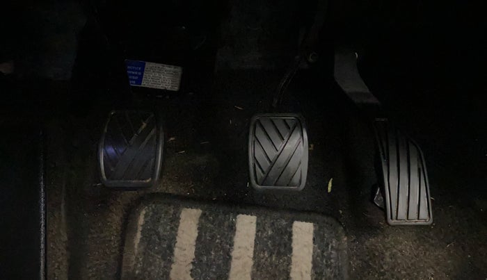 2021 Maruti S Cross ZETA 1.5, Petrol, Manual, 53,893 km, Pedals