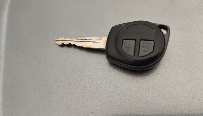 2016 Maruti Wagon R 1.0 VXI AMT, Petrol, Automatic, 49,646 km, Key Close Up