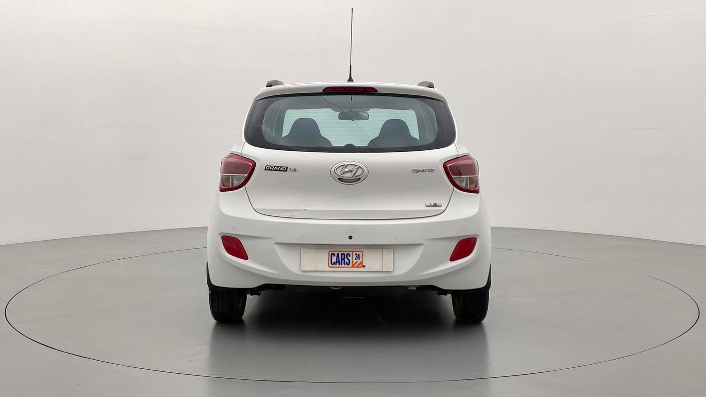 2016 Hyundai Grand i10 SPORTZ 1.2 KAPPA VTVT, Petrol, Manual, 8,768 km, Back/Rear
