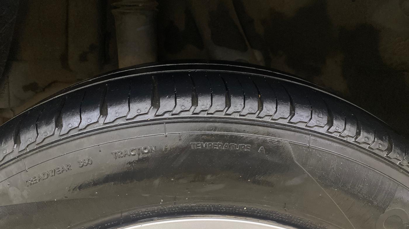 2019 Hyundai Verna 1.4 EX PETROL, Petrol, Manual, 51,218 km, Right Rear Tyre Tread
