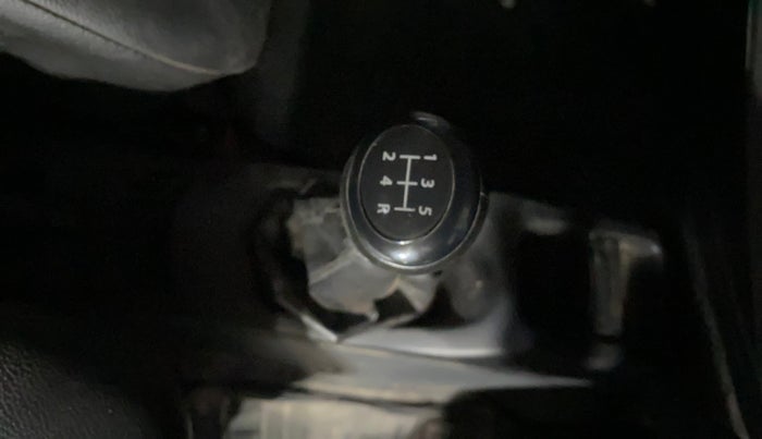 2012 Maruti Wagon R 1.0 LXI, Petrol, Manual, 66,178 km, Gear Lever