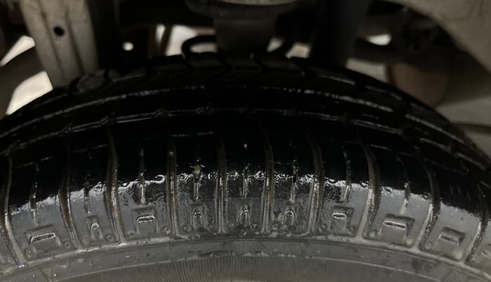 2016 Maruti Alto 800 LXI, Petrol, Manual, 43,019 km, Right Rear Tyre Tread