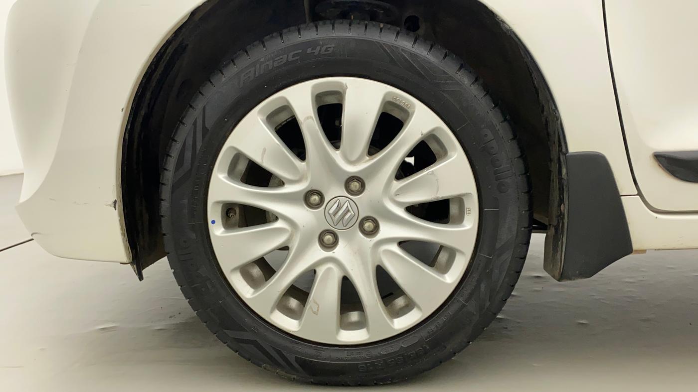 2015 Maruti Baleno ALPHA PETROL 1.2, Petrol, Manual, 14,347 km, Left Front Wheel