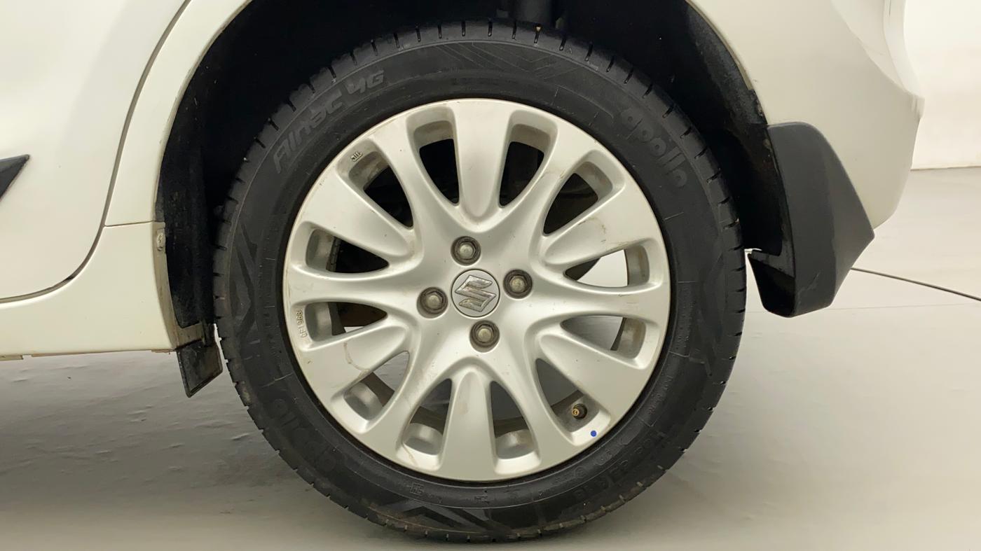 2015 Maruti Baleno ALPHA PETROL 1.2, Petrol, Manual, 14,347 km, Left Rear Wheel