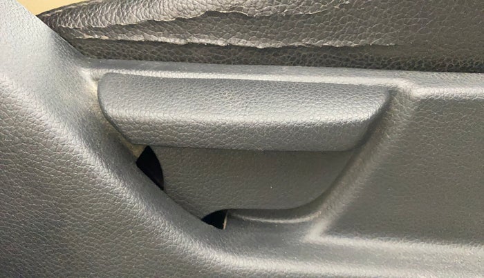 2014 Hyundai Eon ERA +, Petrol, Manual, 47,036 km, Driver Side Adjustment Panel