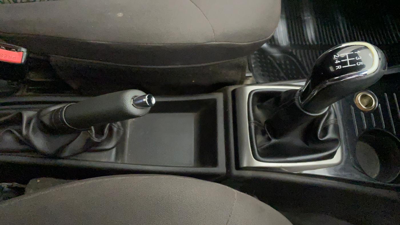 2016 Tata Zest XT PETROL, Petrol, Manual, 48,196 km, Gear Lever