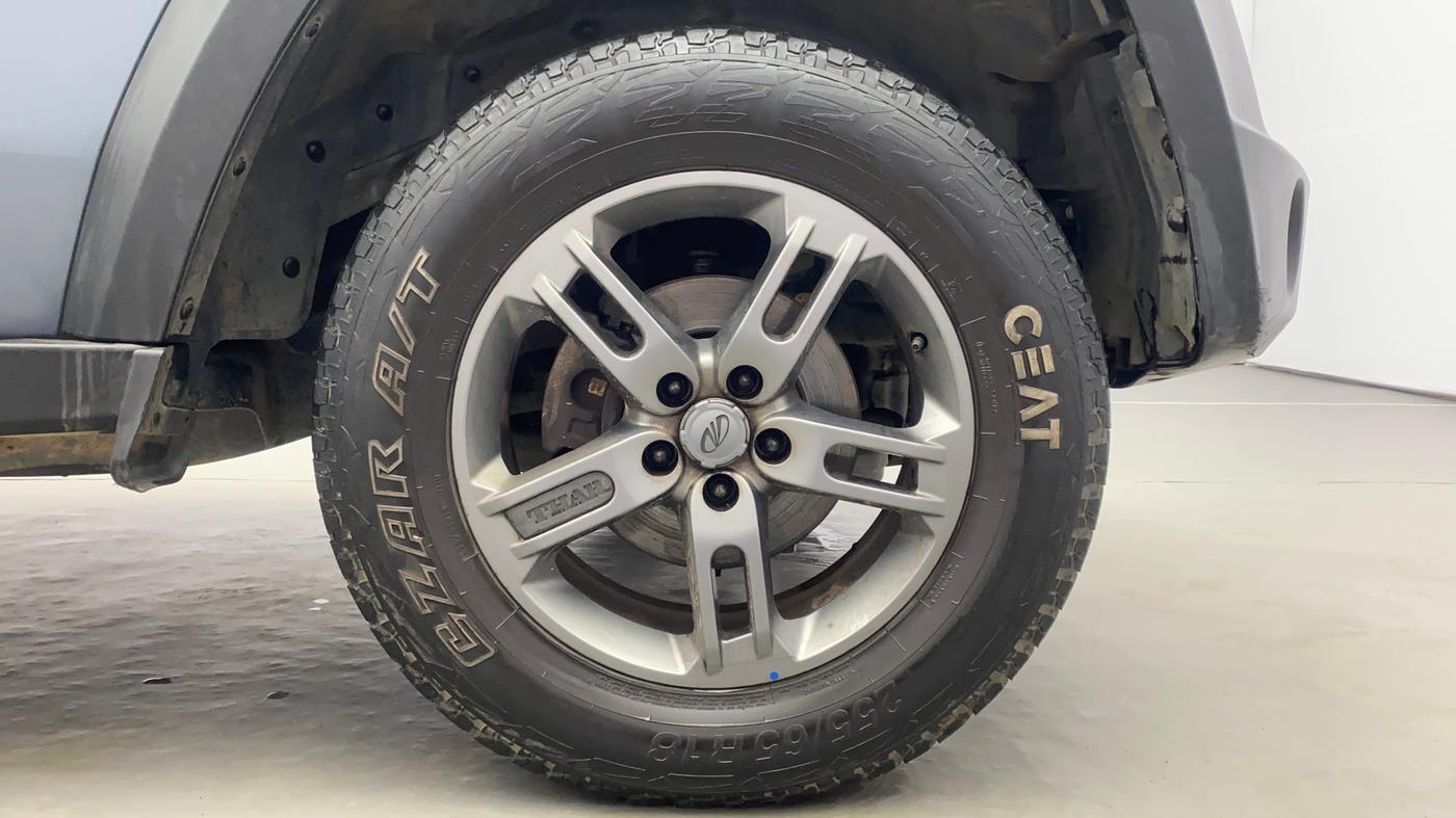 2021 Mahindra Thar LX HT PETROL 4WD MT, Petrol, Manual, 34,101 km, Right Front Wheel