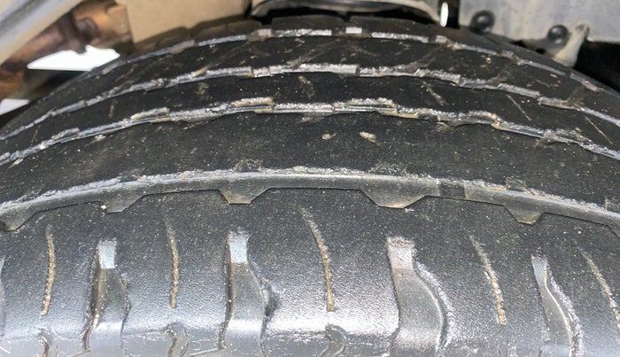 2021 Mahindra Thar LX HT PETROL 4WD MT, Petrol, Manual, 34,101 km, Right Front Tyre Tread